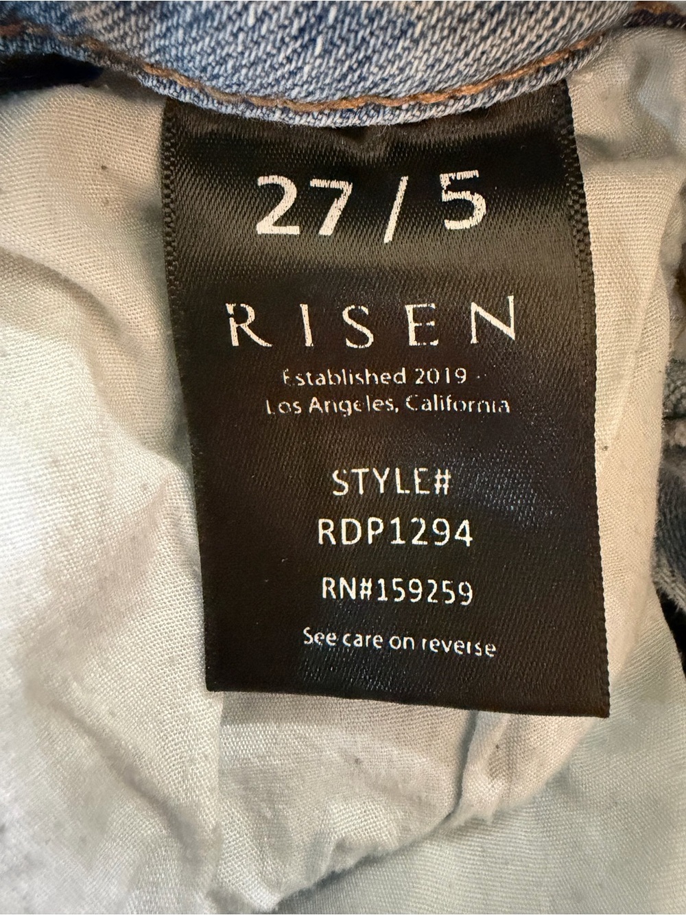 Sale!! Risen Bri Distressed High Rise Relaxed Skinny Jeans Size 5 / 27 Raw Hem - Picture 4 of 5
